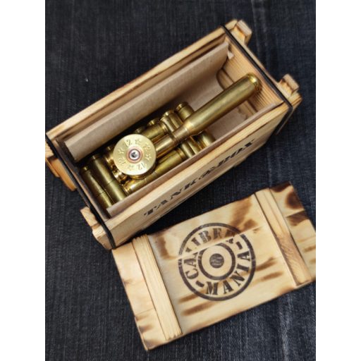 Töltény Tank Ládában